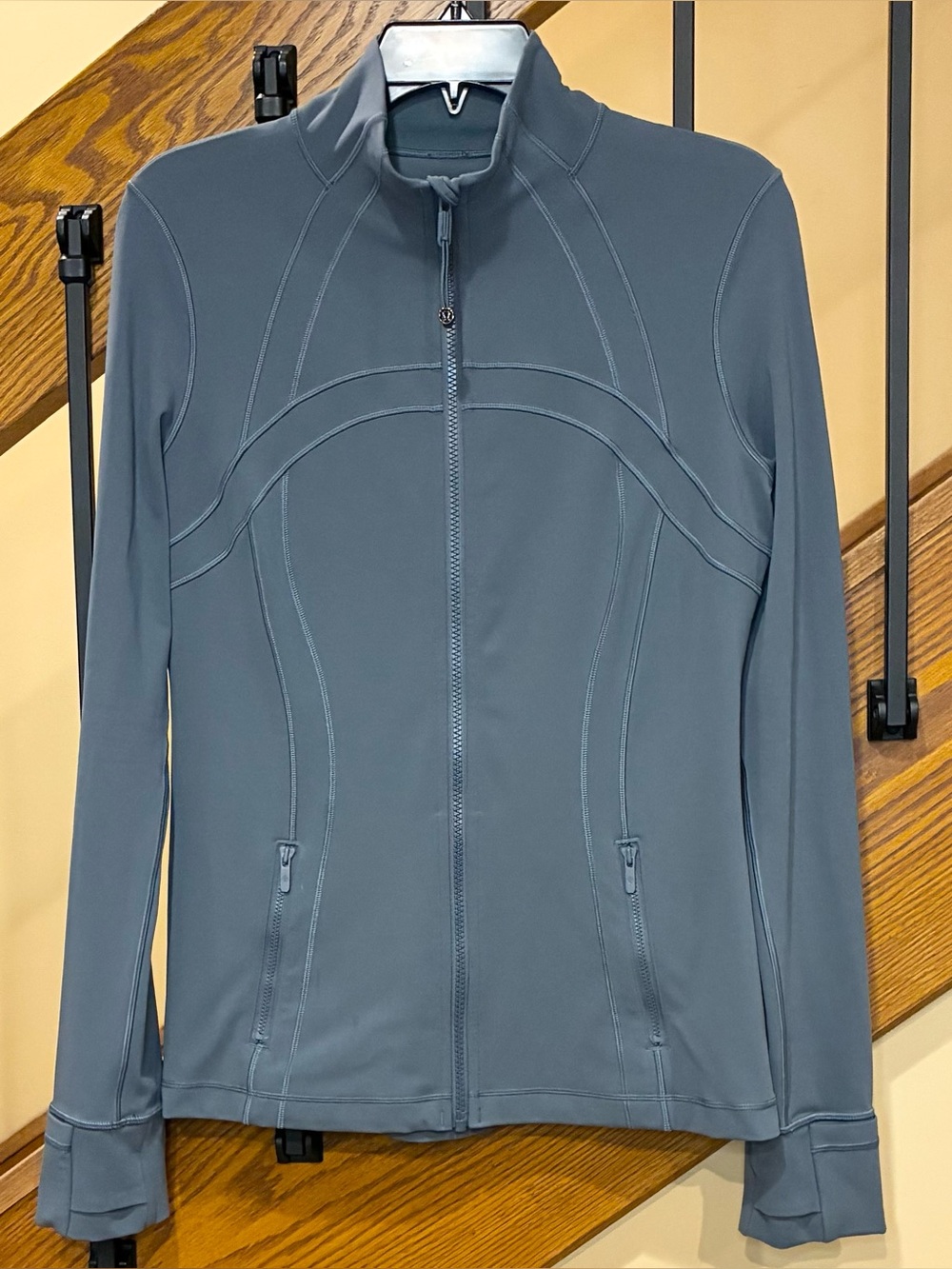 Lululemon Define Nulu Jacket Full Zip Zipped Pockets blue gray SZ. 10 women’s